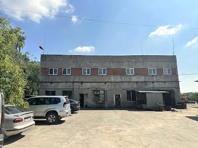 комерційна за адресою Вокзальна, 15