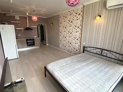 квартира за адресою Зарічна вул., 3-А