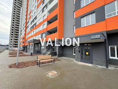 квартира за адресою Озерна вул., 27а
