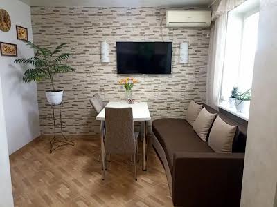 квартира по адресу Осенняя ул., 13