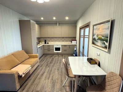 квартира за адресою Михайла Максимовича вул. (Онуфрія Трутенка), 24-Б