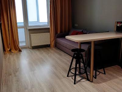 квартира за адресою Польова вул., 73