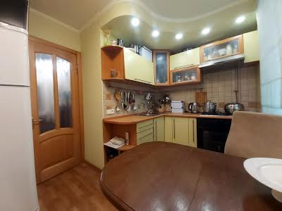 квартира по адресу Александра Поля просп. (Кірова), 129б