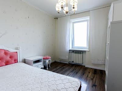 квартира за адресою Загородня вул., 2