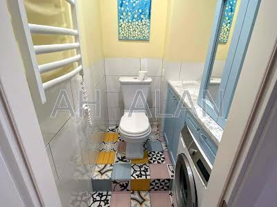 квартира за адресою Регенераторна вул., 4 к14
