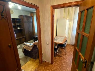 квартира за адресою Мілютенка вул., 5-А