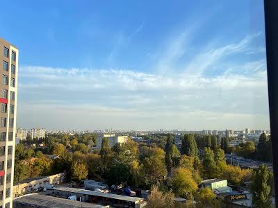 квартира по адресу Любомира Гузара просп. (Космонавта Комарова), 13