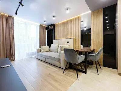 квартира за адресою Салютна вул., 2к4