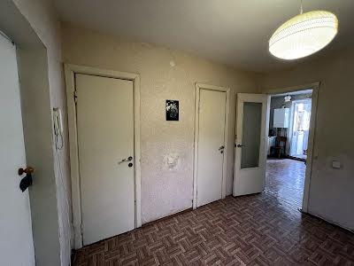 квартира за адресою Машинобудівників вул., 1-В