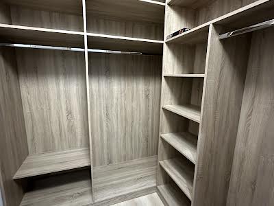 квартира за адресою Глибочицька вул., 32-Б
