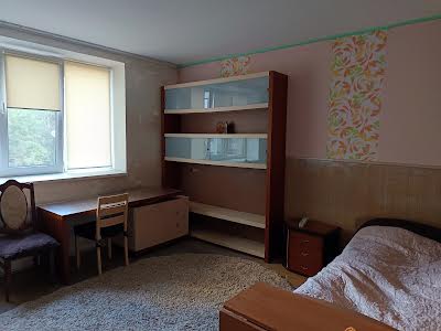 квартира за адресою Хотинська вул., 2/2