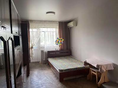квартира по адресу Елены Телиги ул., 15