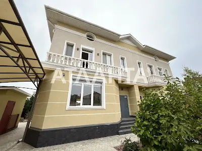 дом по адресу центральна, 72