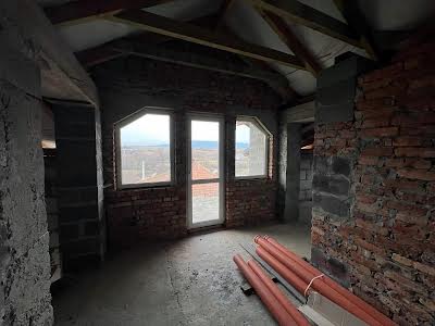 дом по адресу с. Ореховица, Оріхова, 12
