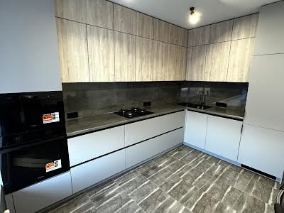 квартира за адресою Потічна вул., 1