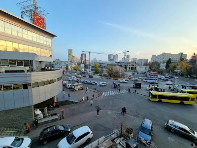 квартира за адресою Білоруська вул., 8