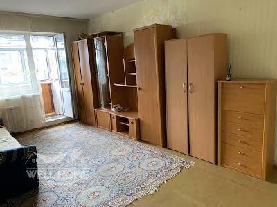 квартира по адресу Симона Петлюры ул. (Черняховського), 15
