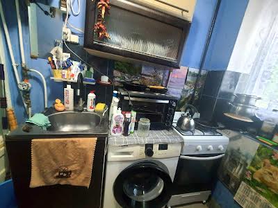 квартира за адресою Середньофонтанська вул., 32а