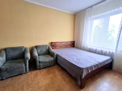 квартира за адресою Милославська вул., 32/51а