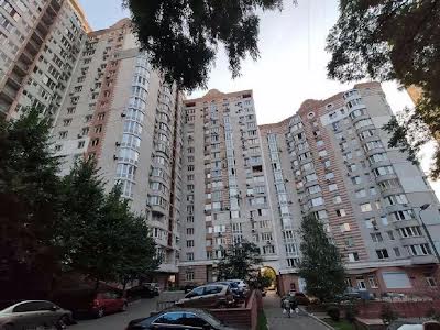 квартира за адресою Степана Руданського вул., 4-6
