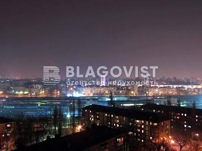 квартира за адресою Карела Чапека вул. (Юліуса Фучика), 15