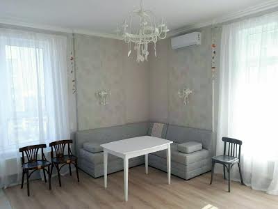 квартира по адресу Леси Украинки бульв., 7-В