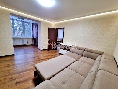 квартира за адресою Лебединська вул., 3