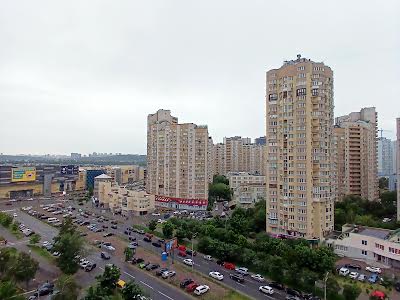 квартира за адресою Анни Ахматової вул., 43