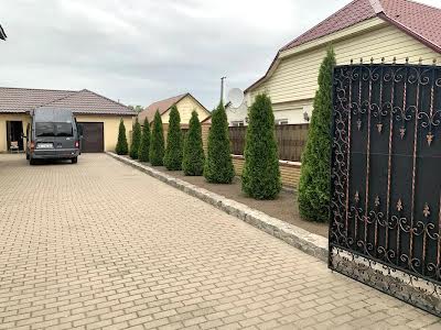 будинок за адресою Героїв Крут вул., 15