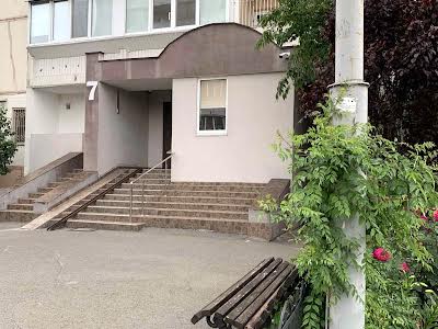 квартира по адресу Соломии Крушельницкой ул., 7