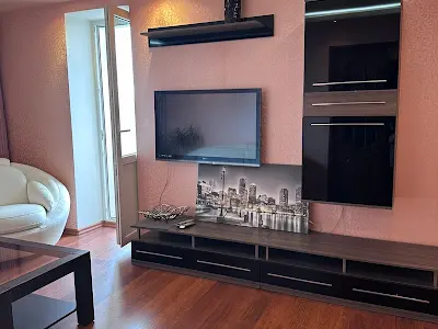 квартира за адресою Калинова вул., 81