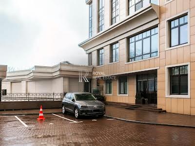 комерційна за адресою Михайла Грушевського вул., 9