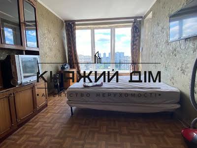 квартира по адресу Киев, Березняковская ул., 2