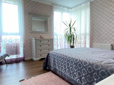 квартира за адресою Центральна вул., 19