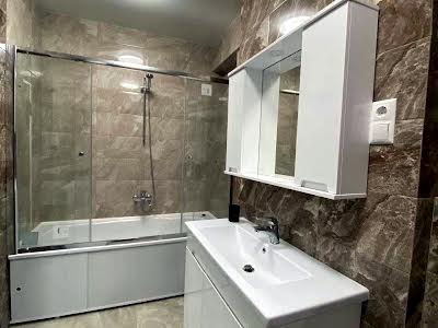 квартира за адресою Федора Ернста вул., 16-А