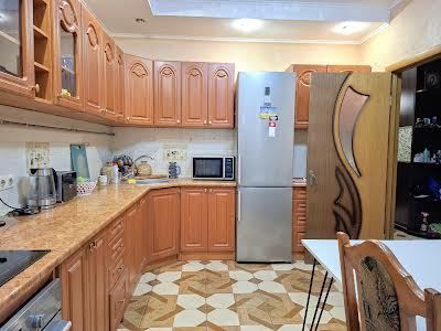 квартира за адресою Олени Пчілки вул., 6
