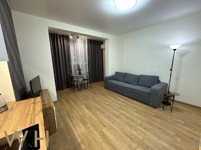 квартира за адресою Петропавлівська вул., 40