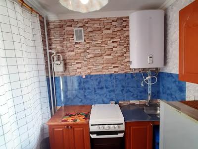 квартира за адресою Чорновола вул., 38