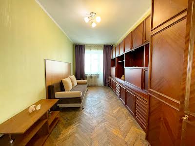 квартира за адресою Тарасівська вул., 10а
