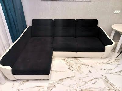 квартира за адресою Олеся Бердника вул., 1в