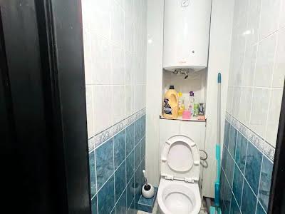 квартира за адресою Івана Величковського вул., 42