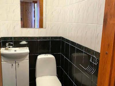 квартира за адресою Вашингтона Дж., 4А