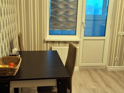 квартира за адресою Сергія Данченка вул., 28-Б