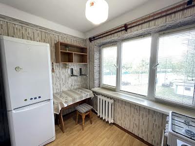 квартира по адресу Дарницкий бульв., 13