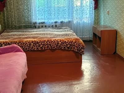 квартира за адресою Академіка Корольова вул., 102