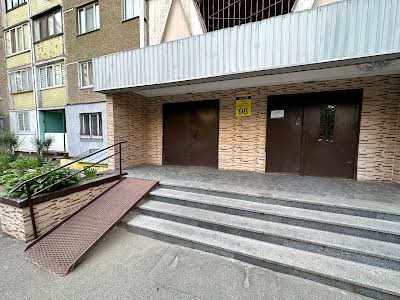 квартира по адресу Заболотного академика ул., 98