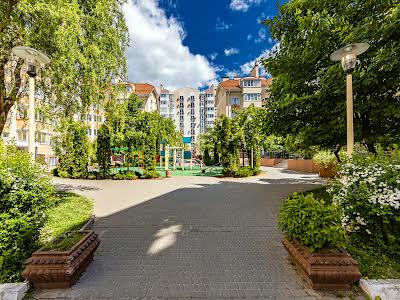 квартира за адресою с. Святопетрівське, Богдана Хмельницького вул., 3