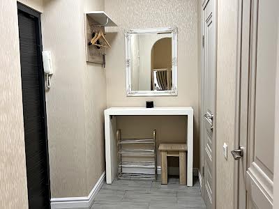 квартира за адресою Велика Васильківська вул. (Червоноармійська), 24/1
