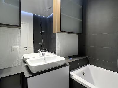 квартира за адресою Драгоманова вул., 2