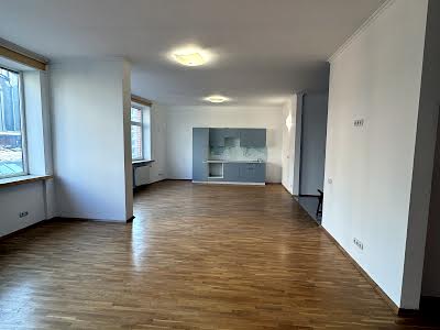 квартира за адресою Старонаводницька вул., 13